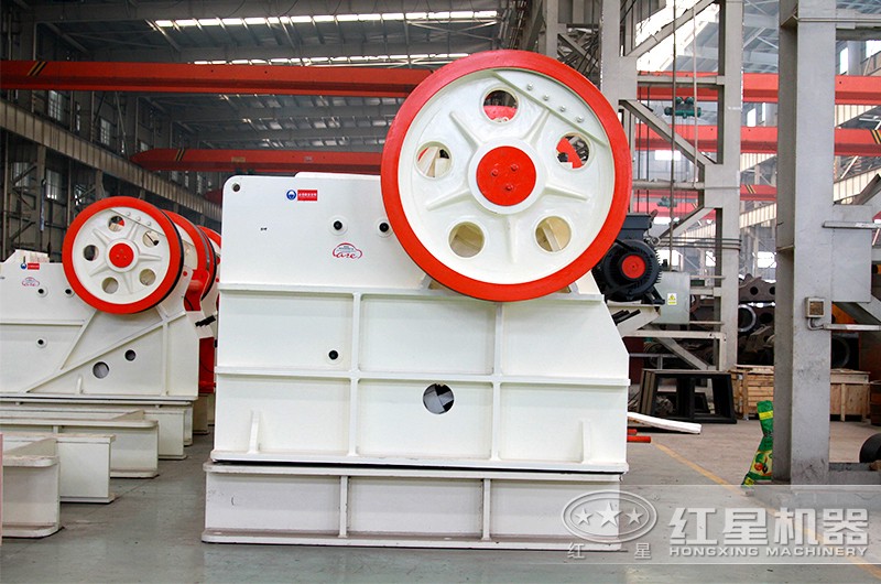 顎式破碎機處理量大、每小時1-1000噸