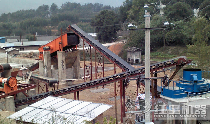 機(jī)制砂生產(chǎn)線現(xiàn)場(chǎng)