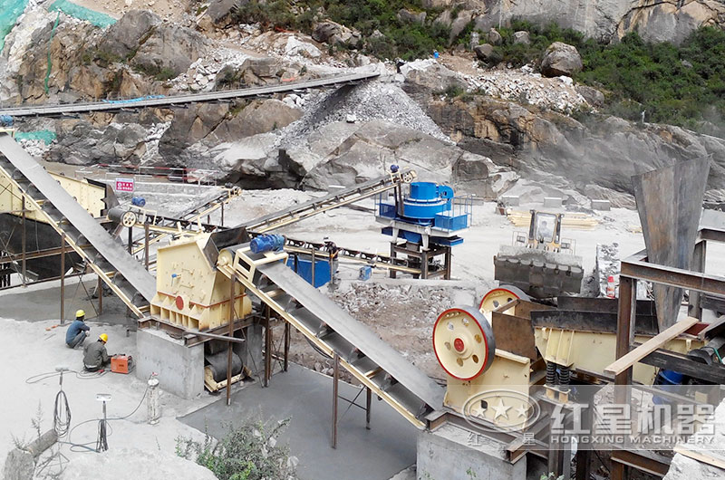 鵝卵石制砂機(jī)作業(yè)現(xiàn)場(chǎng)