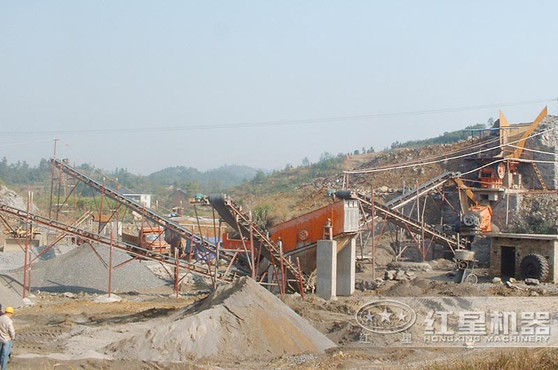 石頭粉碎機設(shè)備遇到暴雨損壞嚴(yán)重